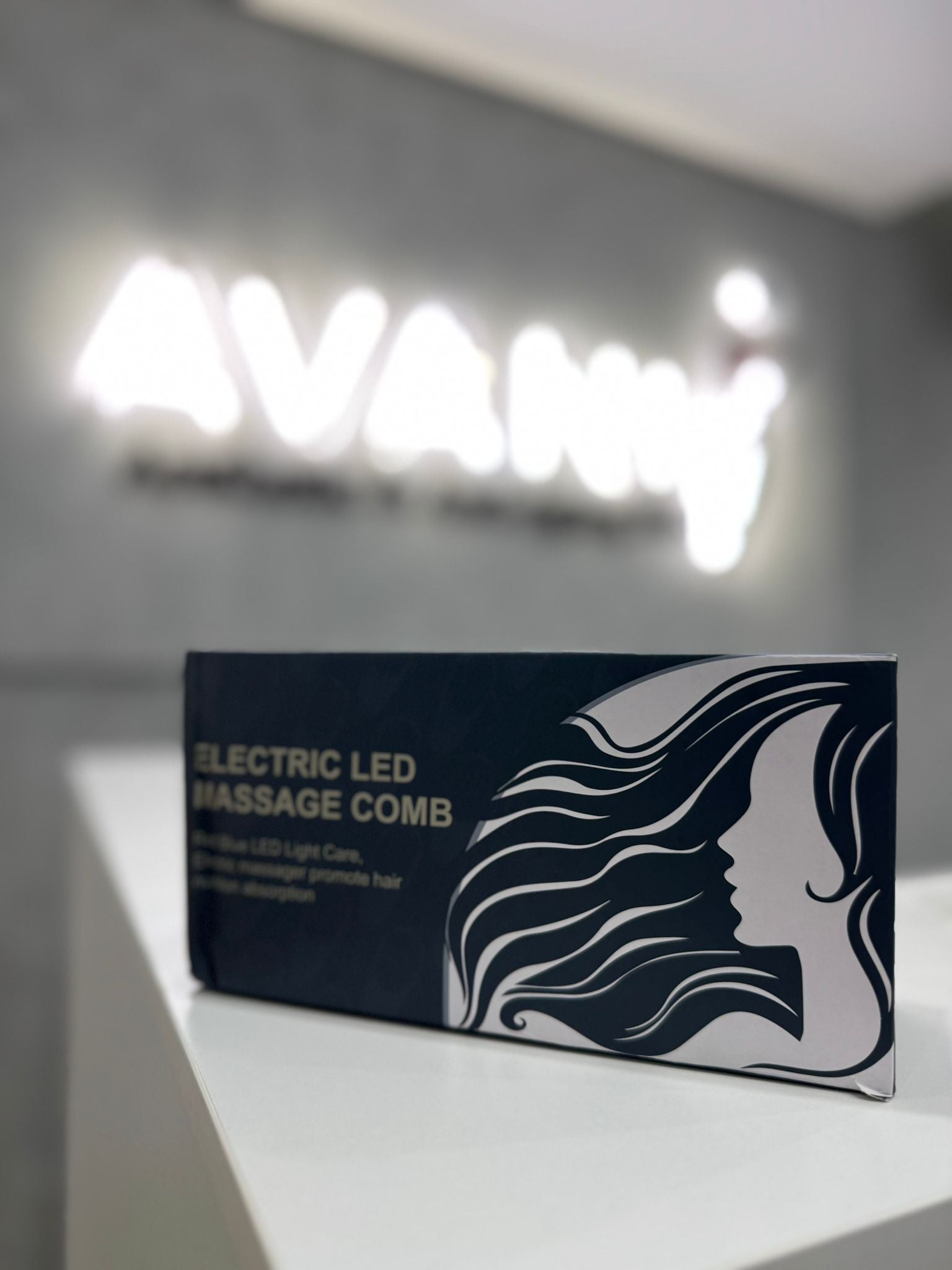 Electric LED Massage Comb – Cepillo masajeador con luz LED